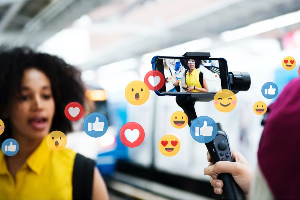 social-media-live-stream