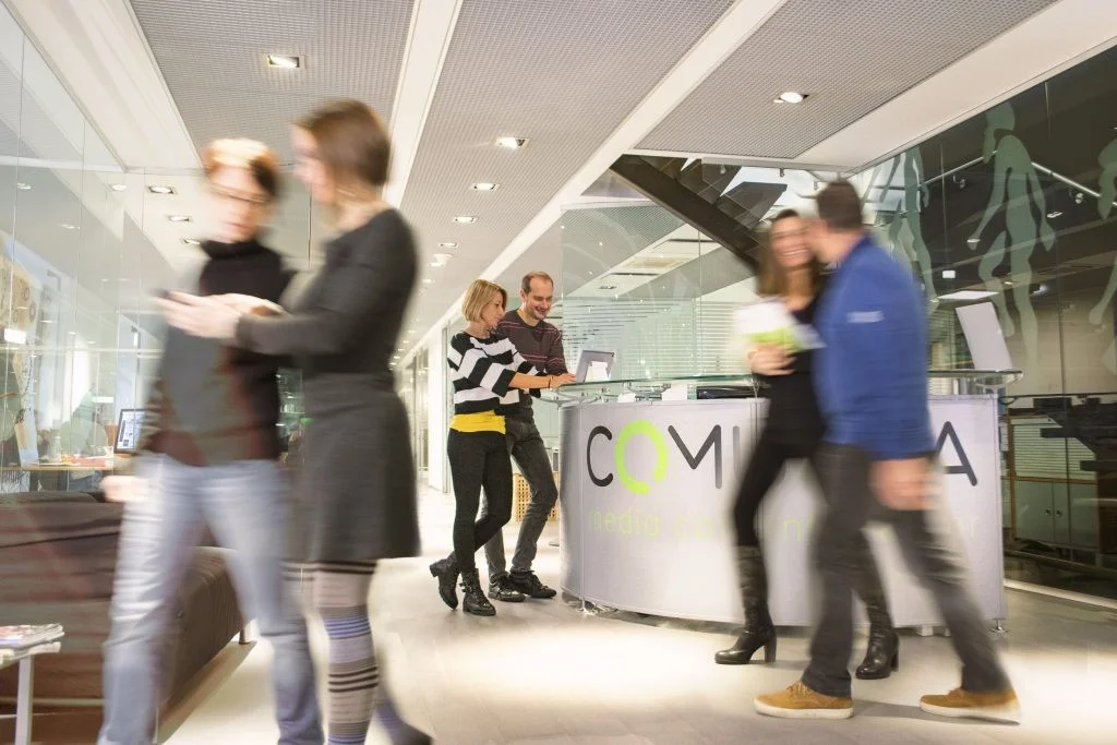 Comunica: Unlocking Seamless Live Broadcasting with Ant Media Server